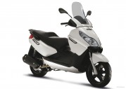 Piaggio X7 300